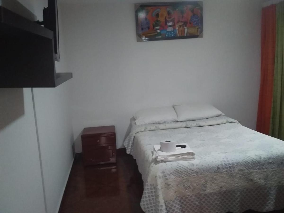 Con Bano Privado Cerca Al Aeropuerto * Bogota